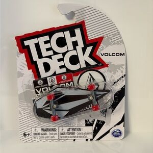 ULTRA RARE TECH DECK BRAND NEW SEALED VOLCOM SERIES